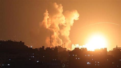 İ­s­r­a­i­l­ ­G­a­z­z­e­­y­e­ ­h­a­v­a­ ­s­a­l­d­ı­r­ı­s­ı­ ­d­ü­z­e­n­l­e­d­i­